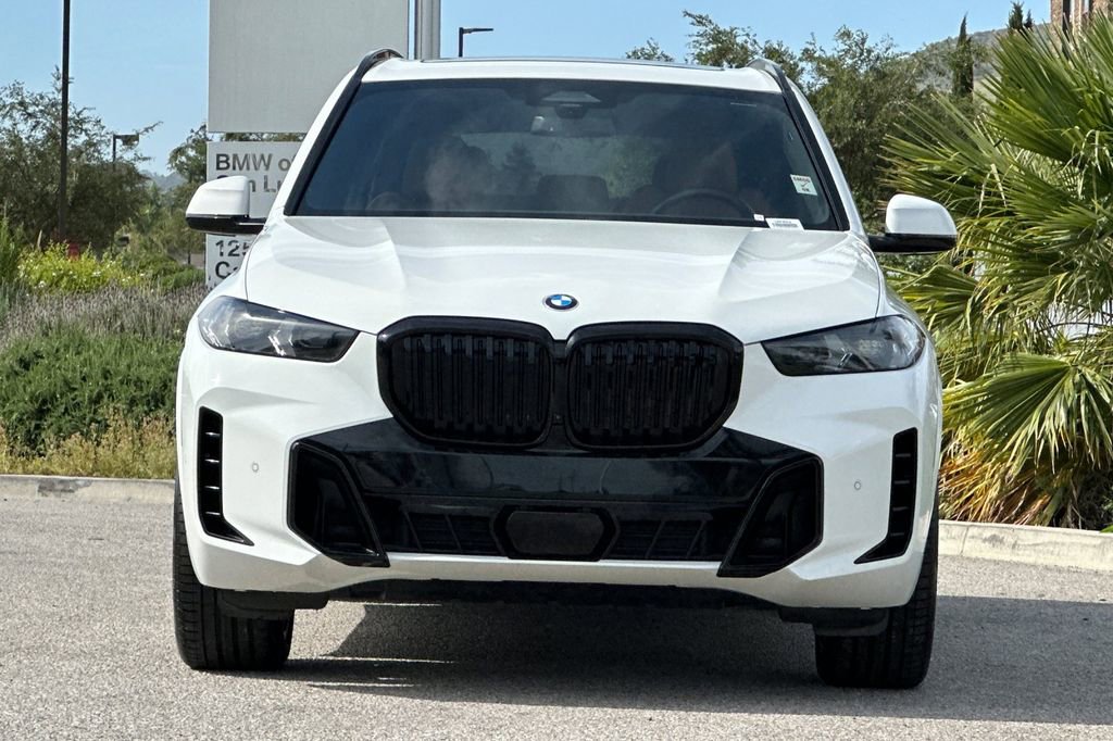 Used 2024 BMW X5 sDrive40i w/ M Sport Package image 8