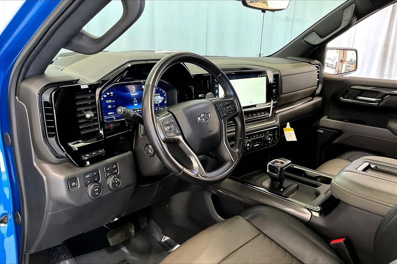 Used 2022 Chevrolet Silverado 1500 ZR2 w/ Technology Package AWD/4WD image 14