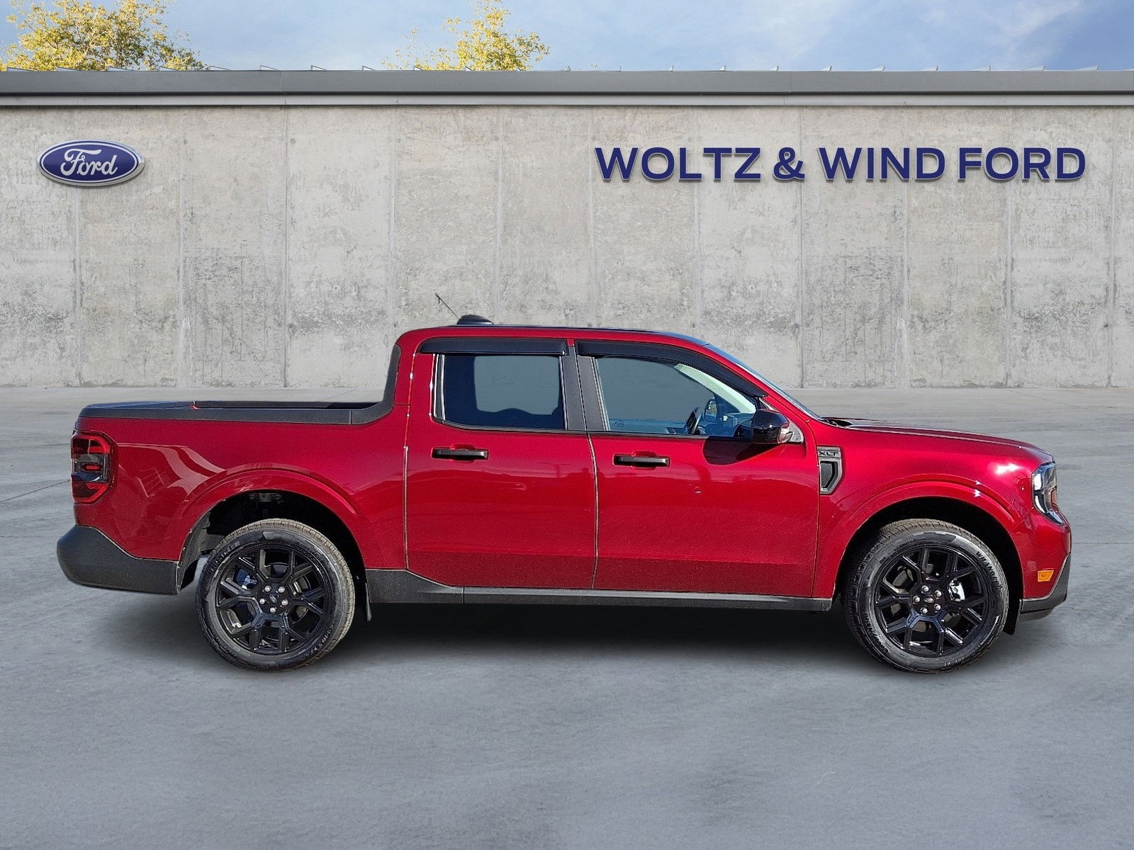 Used 2025 Ford Maverick XLT w/ Equipment Group 301A image 7