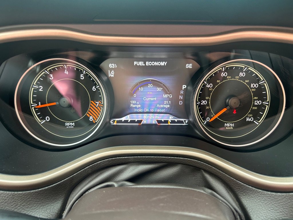 Used 2015 Jeep Cherokee Trailhawk w/ Comfort/Convenience Group image 18