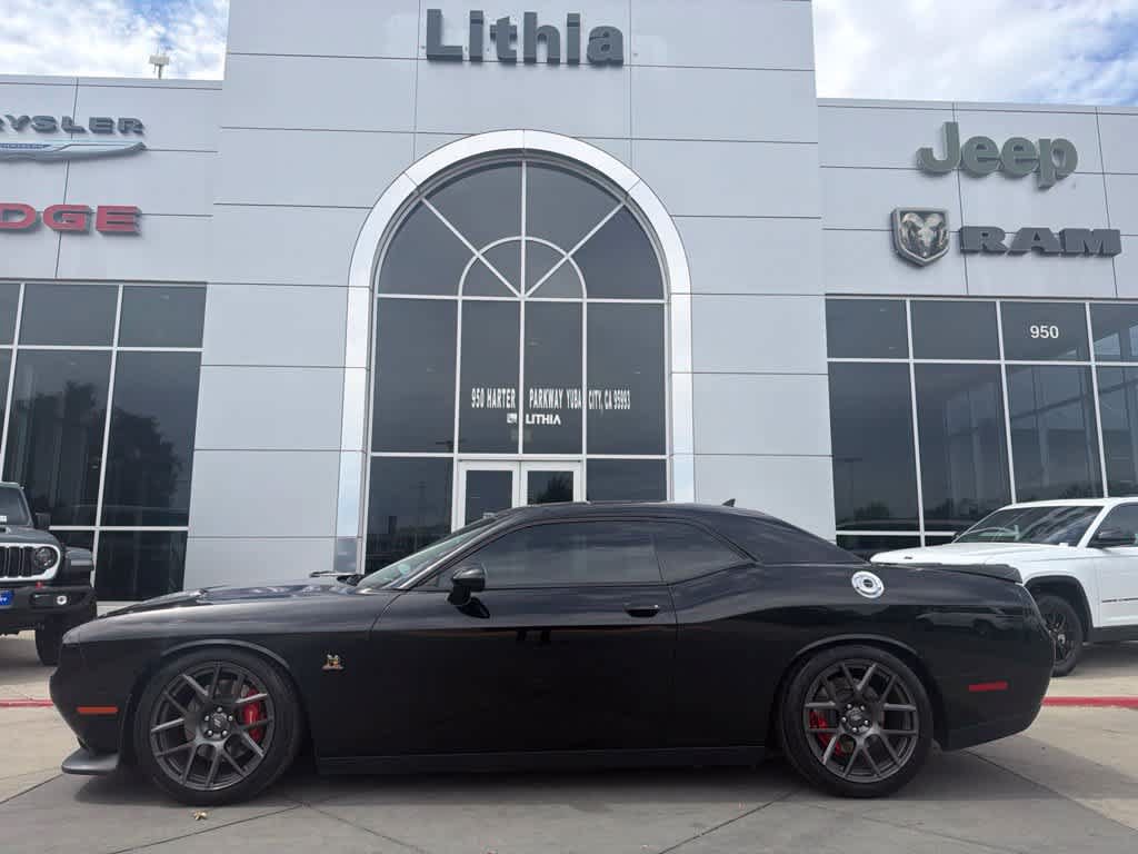 Used 2018 Dodge Challenger R/T Scat Pack w/ Leather Interior Group RWD image 2