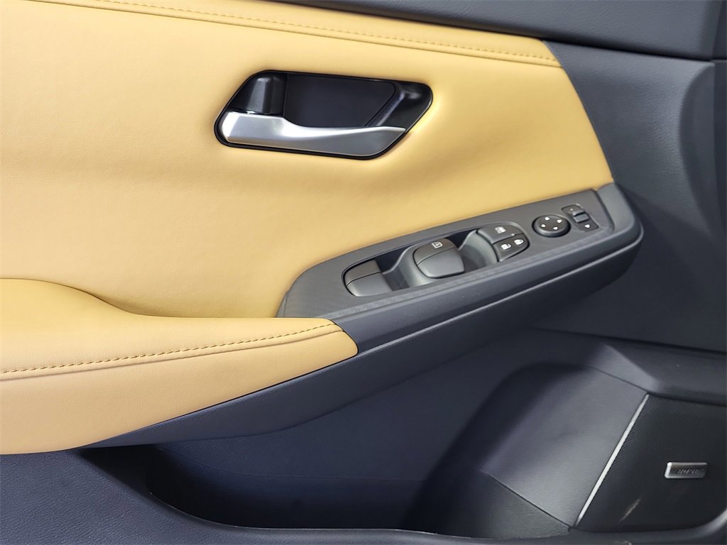 New 2025 Nissan Sentra SV w/ SV Premium Package image 8