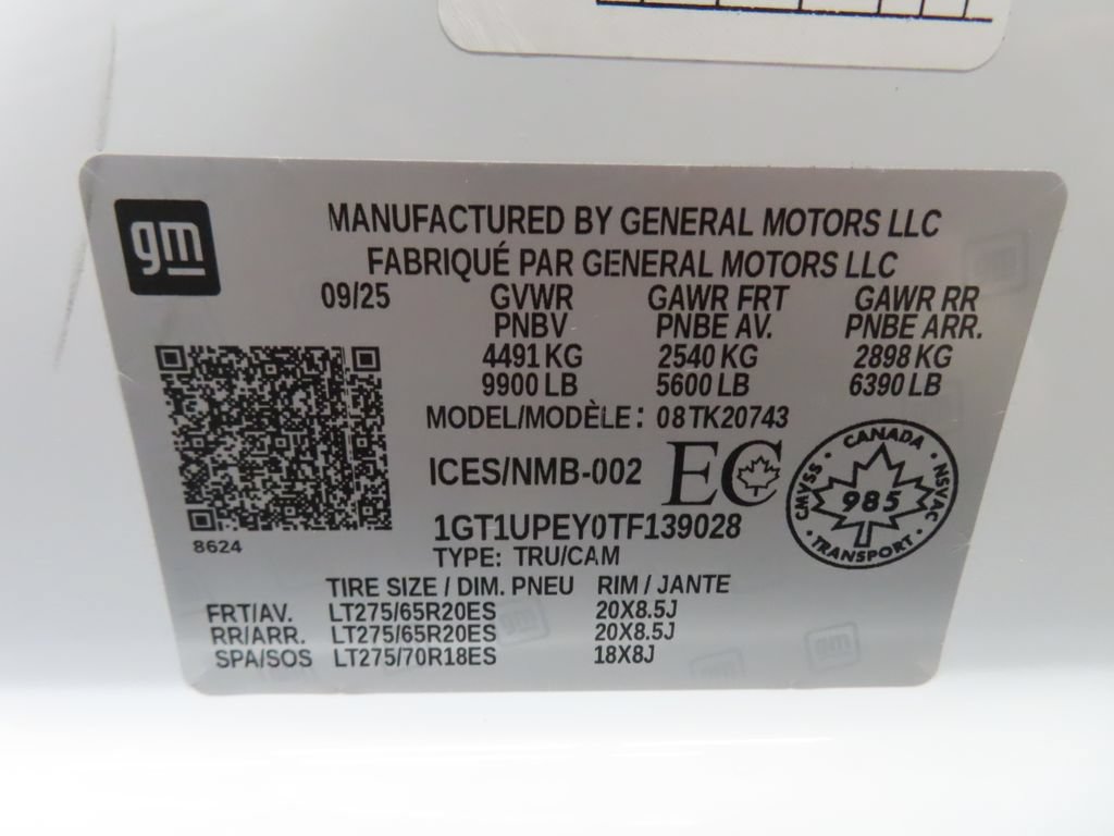 Used 2026 GMC Sierra 2500 AT4 w/ AT4 Premium Plus Package AWD/4WD image 88