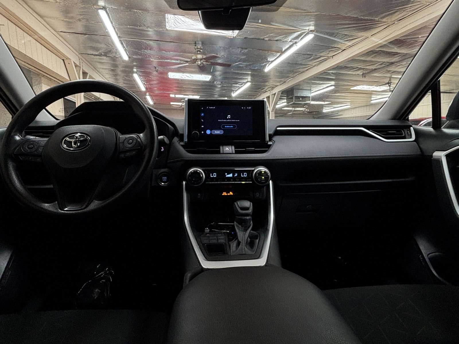 Used 2025 Toyota RAV4 XLE w/ Convenience Package AWD/4WD image 34
