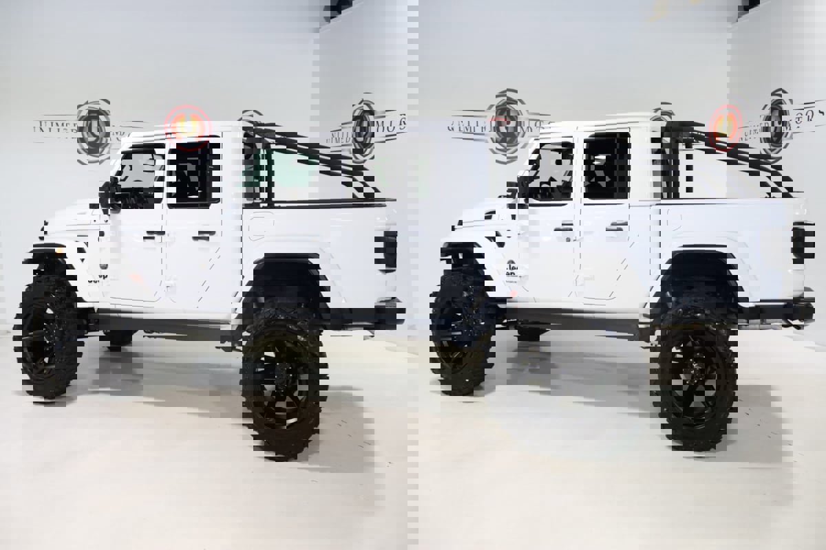 Used 2025 Jeep Gladiator Sport image 39
