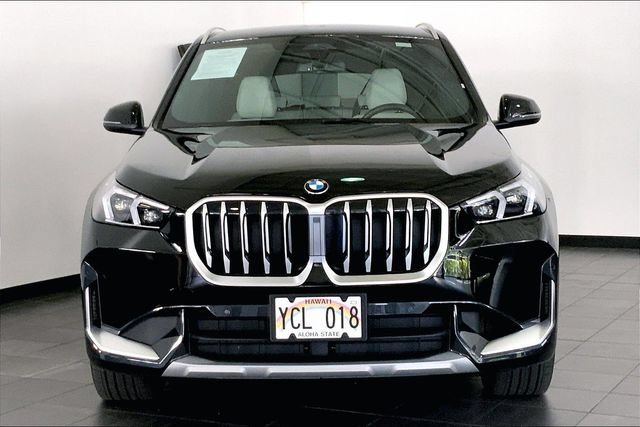 Used 2026 BMW X1 xDrive28i AWD/4WD image 3