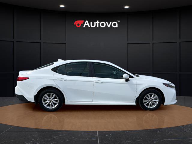 Used 2025 Toyota Camry LE AWD/4WD image 6