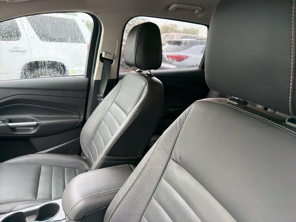 Used 2015 Ford Escape Titanium w/ Equipment Group 301A image 10