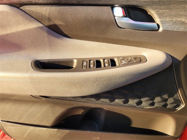 Used 2020 Hyundai Santa Fe SEL w/ Cargo Package image 32