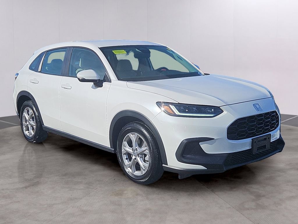 Certified 2025 Honda HR-V LX image 3