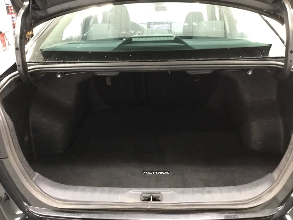 Used 2024 Nissan Altima 2.5 SV w/ SV Premium Package FWD image 31