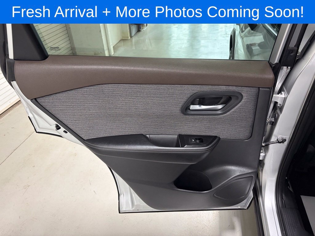 Used 2023 Nissan Rogue SV AWD/4WD image 14