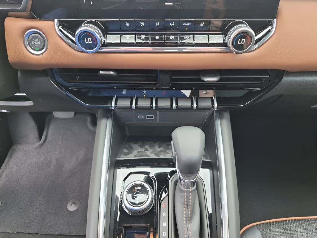 New 2026 GMC Canyon AT4 image 38