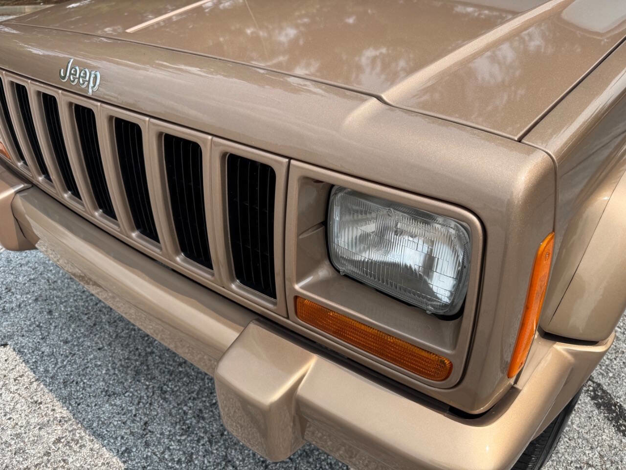 Used 1999 Jeep Cherokee Classic image 22