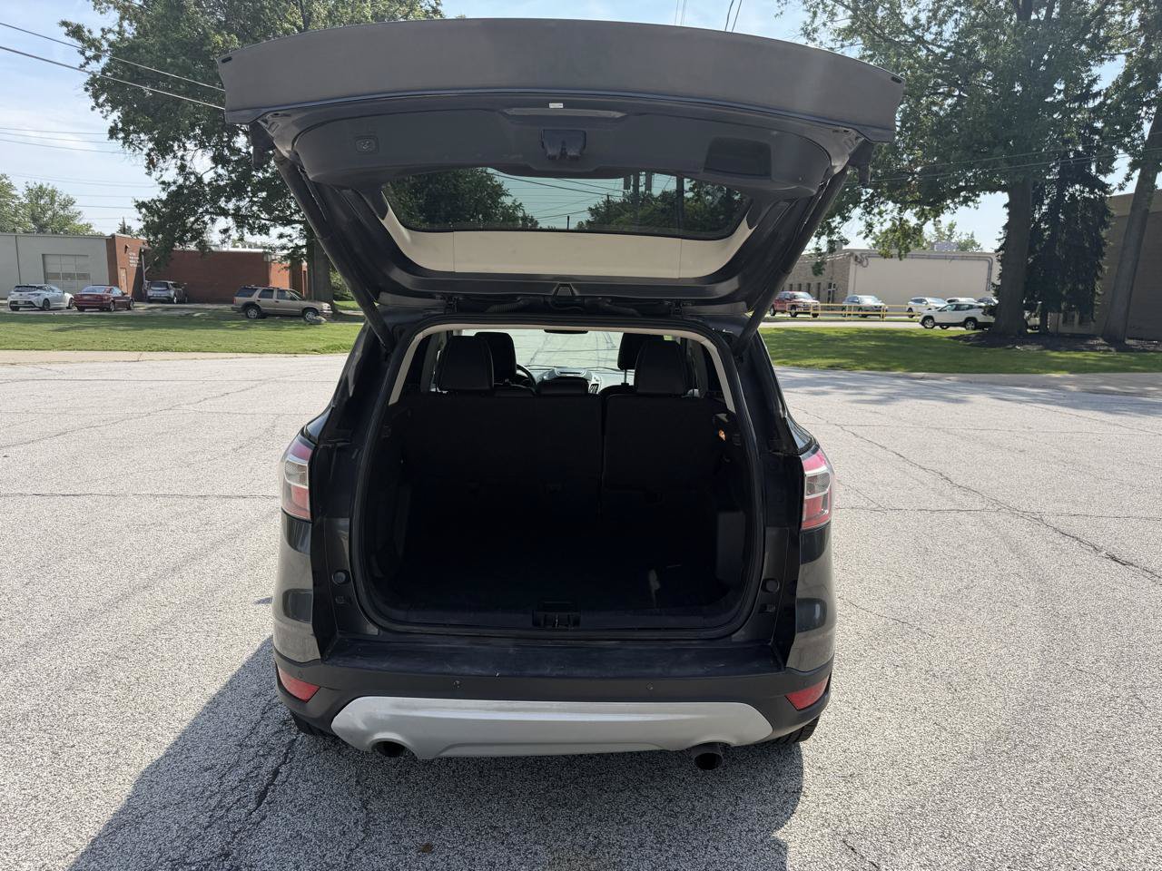 Used 2017 Ford Escape Titanium AWD/4WD image 18