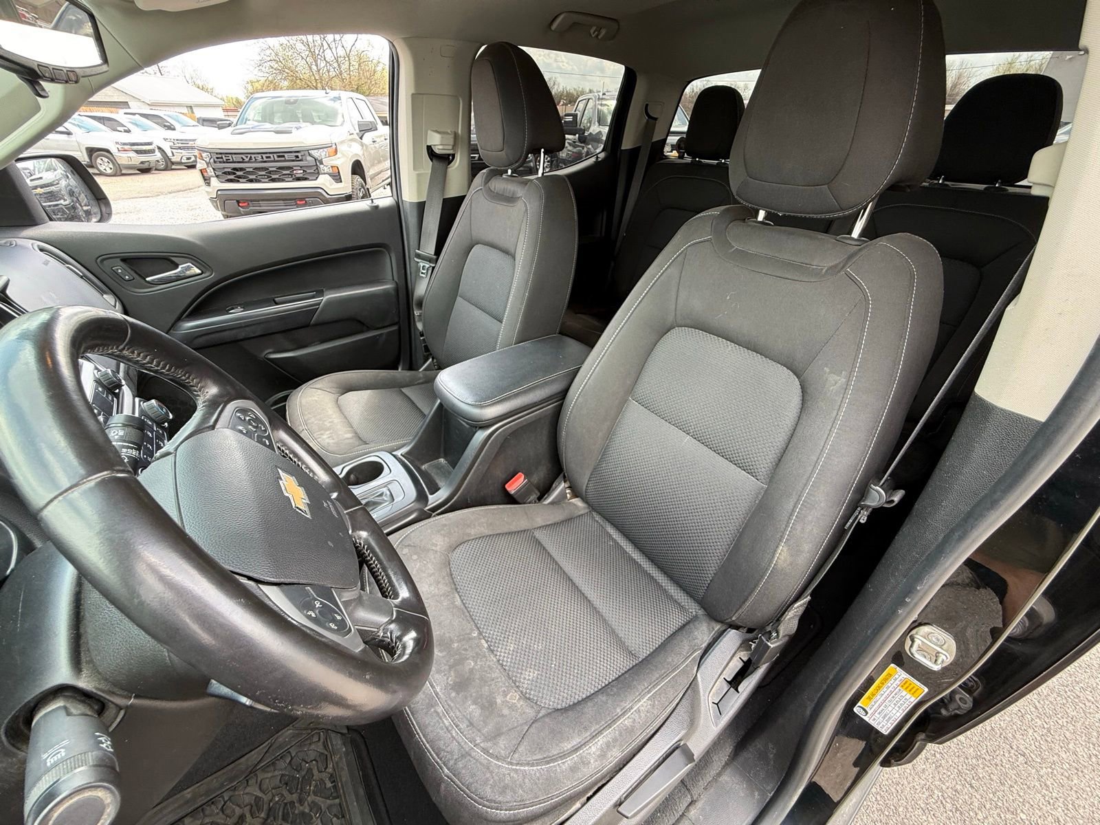 Used 2019 Chevrolet Colorado LT RWD image 14