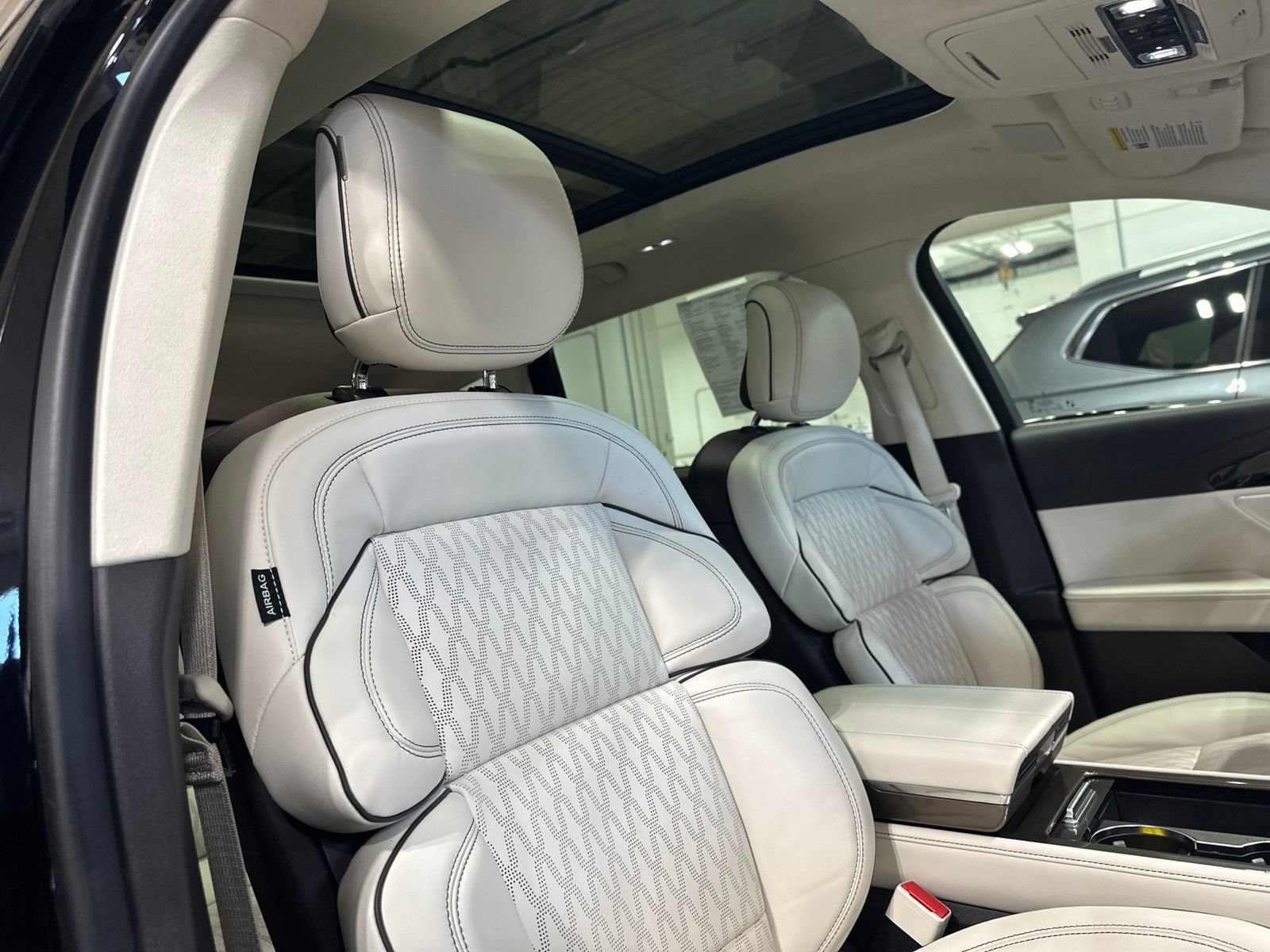 Used 2024 Lincoln Nautilus Black Label w/ Jet Appearance Package (87T) AWD/4WD image 45