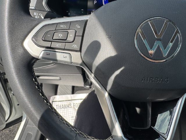 Used 2023 Volkswagen Tiguan SE w/ Panoramic Sunroof Package AWD/4WD image 24