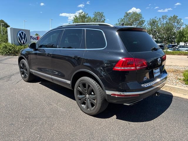 Used 2017 Volkswagen Touareg Wolfsburg Edition AWD/4WD image 4