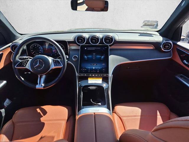 Used 2024 Mercedes-Benz GLC 300 4MATIC image 15