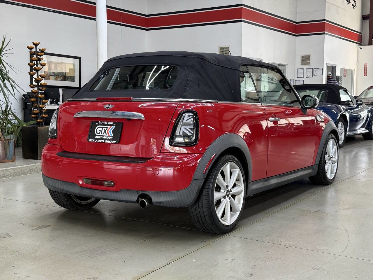 Used 2011 MINI Cooper Convertible image 5