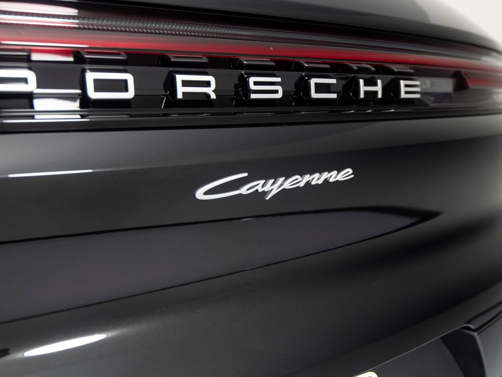 New 2026 Porsche Cayenne AWD/4WD image 43