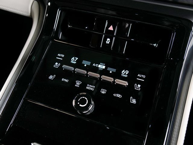 New 2026 Porsche Panamera 4 AWD/4WD image 16