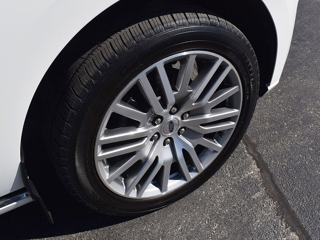 Used 2023 Ford Expedition Max Platinum image 12