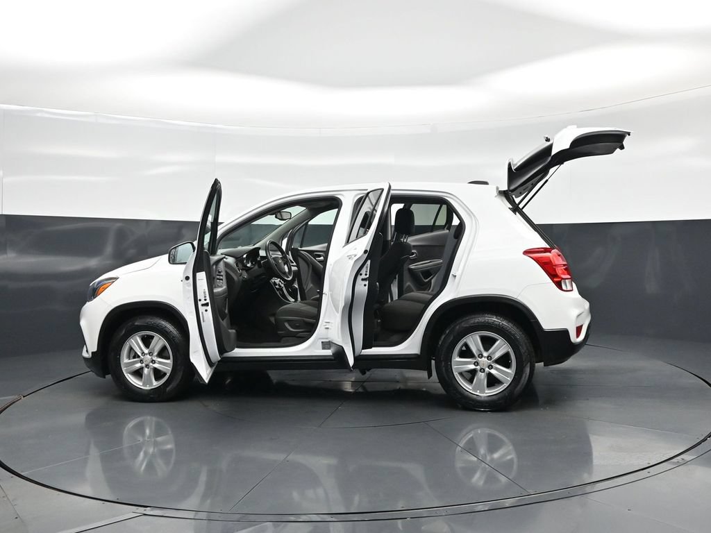 Used 2021 Chevrolet Trax LS w/ Tint and Cruise Package FWD image 36