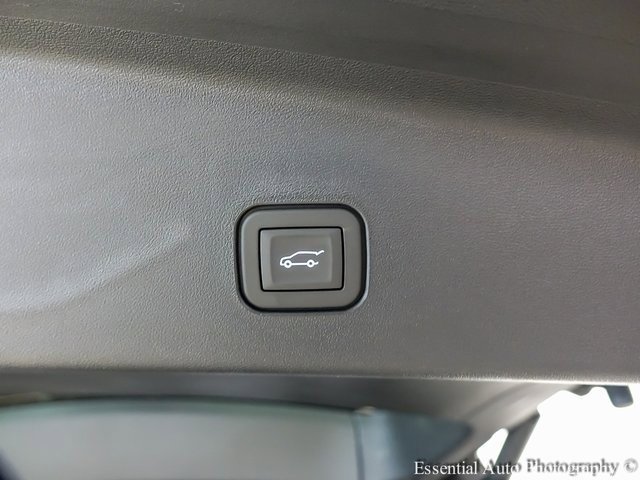 New 2026 Cadillac Vistiq Sport w/ LPO, Floor Liner Package image 21