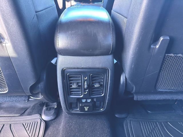 Used 2019 Jeep Grand Cherokee Limited image 22