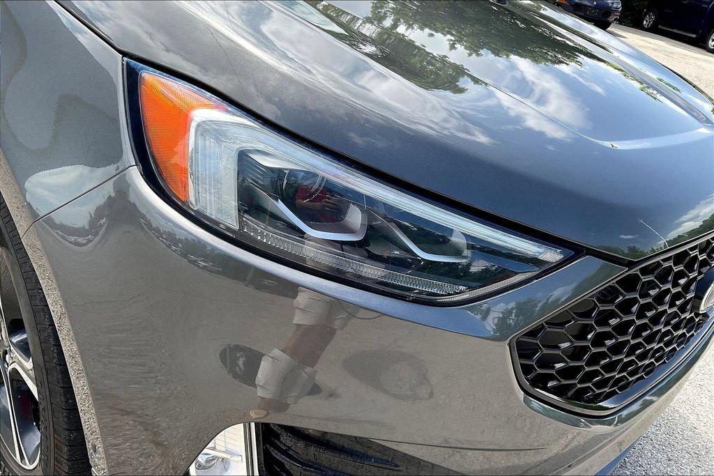 Used 2019 Ford Edge ST w/ Equipment Group 401A AWD/4WD image 26