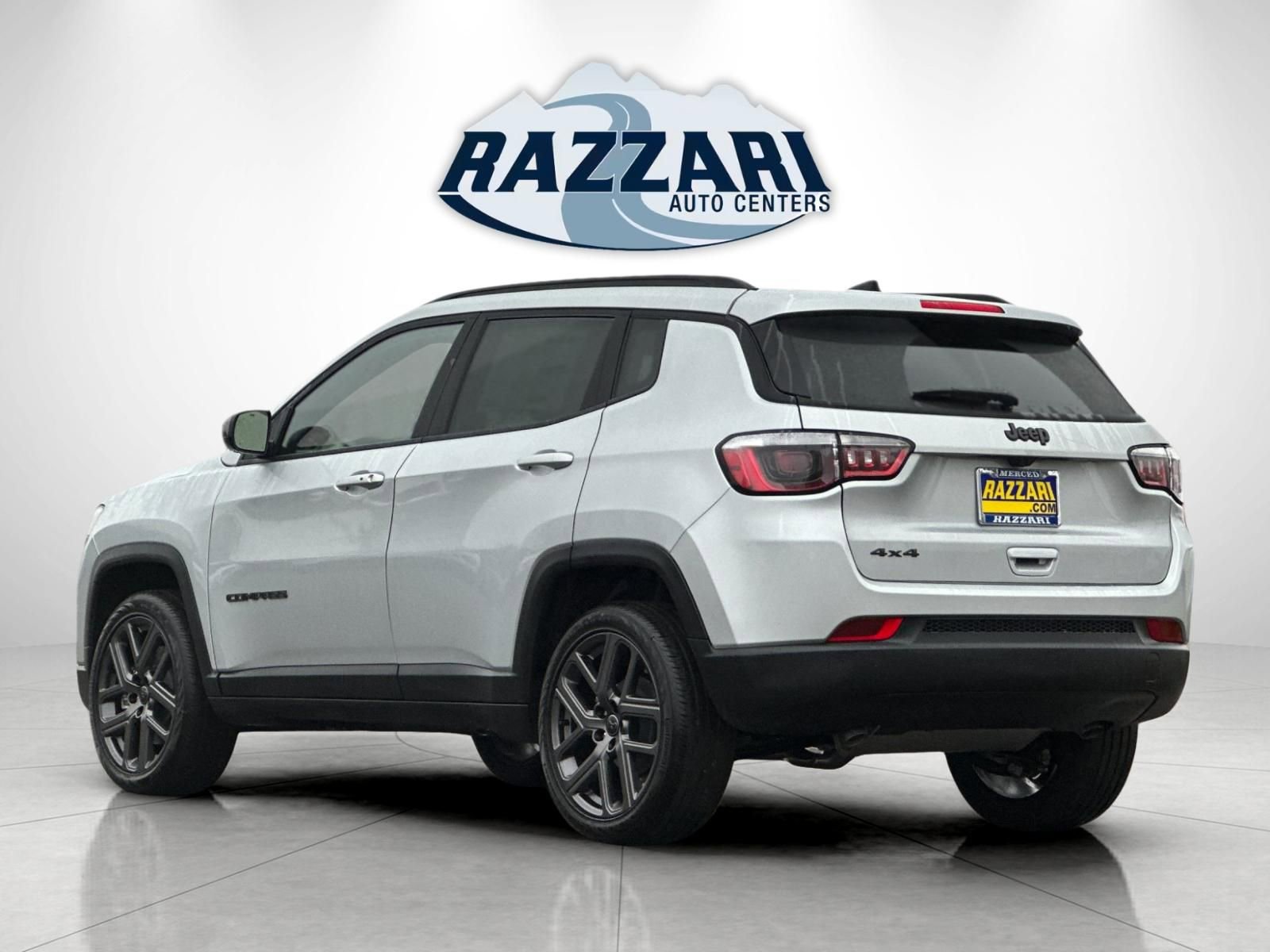 New 2026 Jeep Compass Latitude AWD/4WD image 5