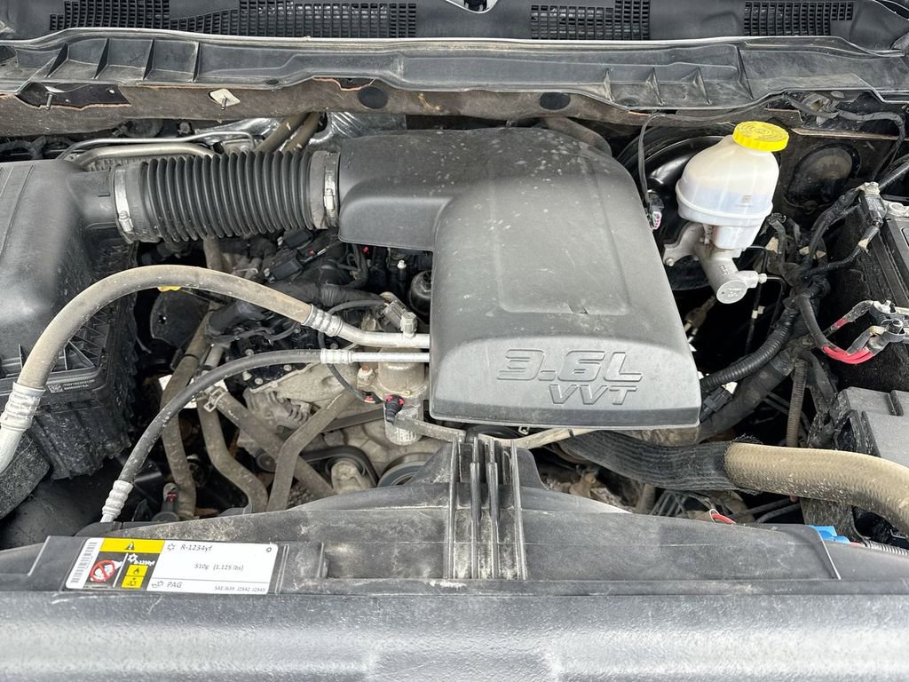 Used 2022 RAM 1500 Classic SLT RWD image 26