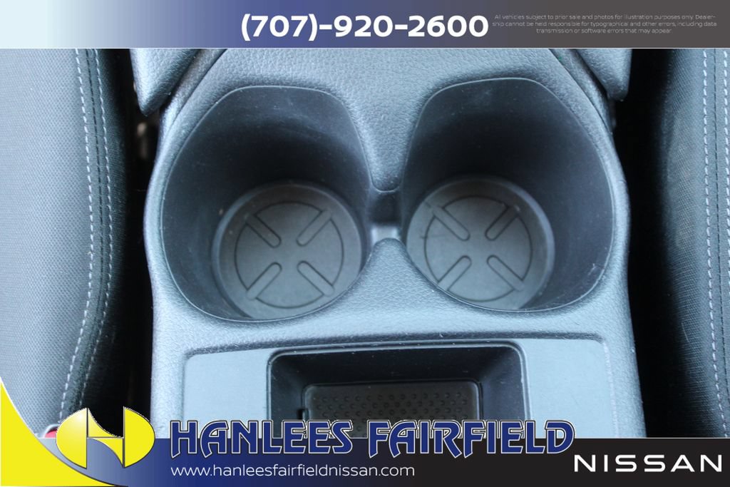 Used 2020 Nissan Rogue S FWD image 17