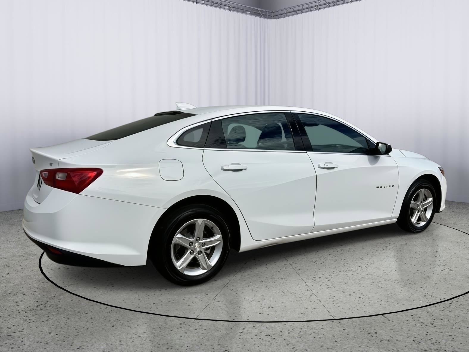 Used 2023 Chevrolet Malibu LT image 6