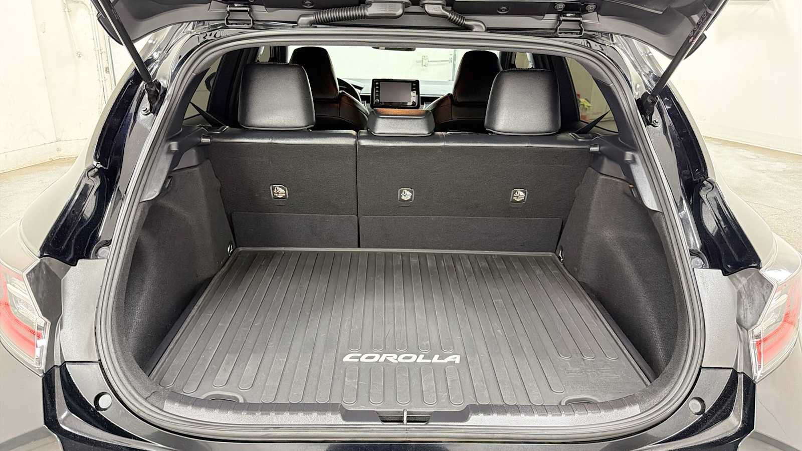 Used 2021 Toyota Corolla XSE FWD image 26