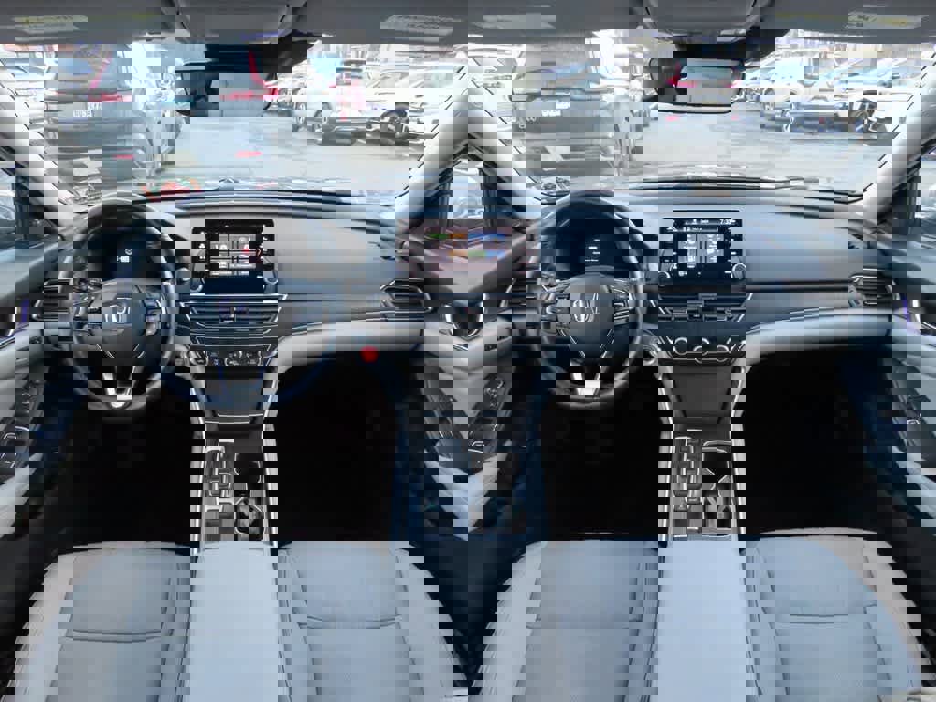 Used 2018 Honda Accord EX-L image 19