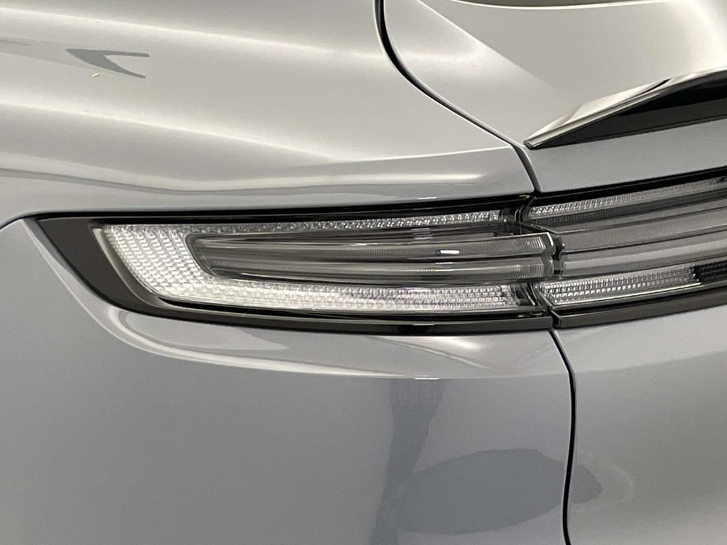 Certified 2024 Porsche Cayenne Turbo GT AWD/4WD image 16