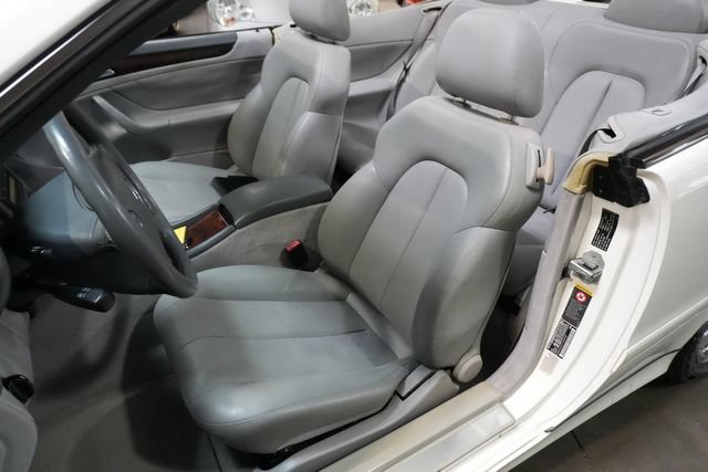Used 2002 Mercedes-Benz CLK 320 Cabriolet w/ K4 Opt Pkg image 18