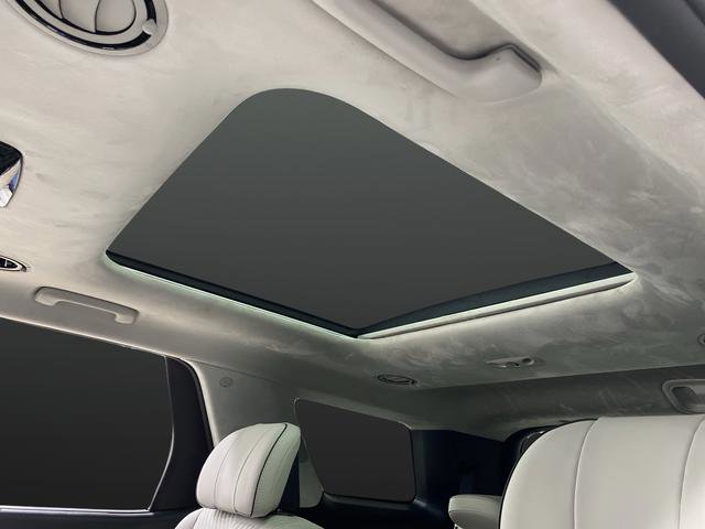 Used 2024 Hyundai Palisade Calligraphy image 30