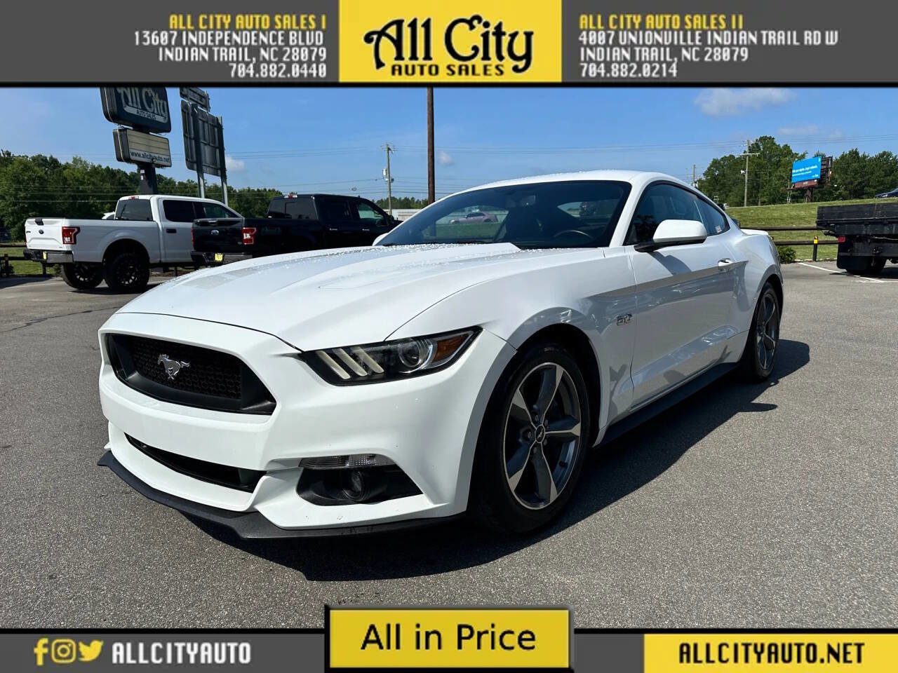 Used 2017 Ford Mustang GT image 3