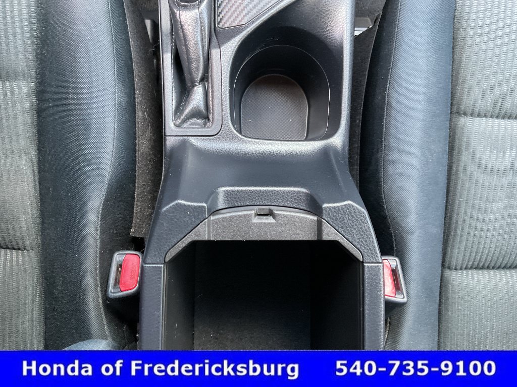 Used 2015 Toyota RAV4 LE AWD/4WD image 36