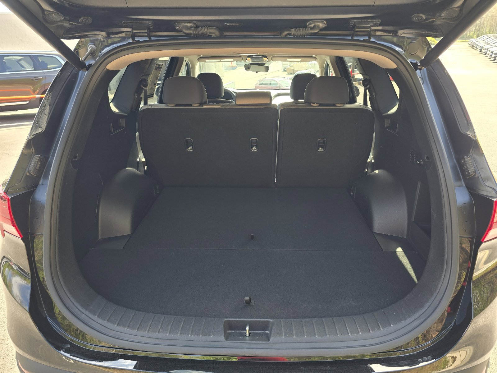 Used 2023 Hyundai Santa Fe SEL image 25