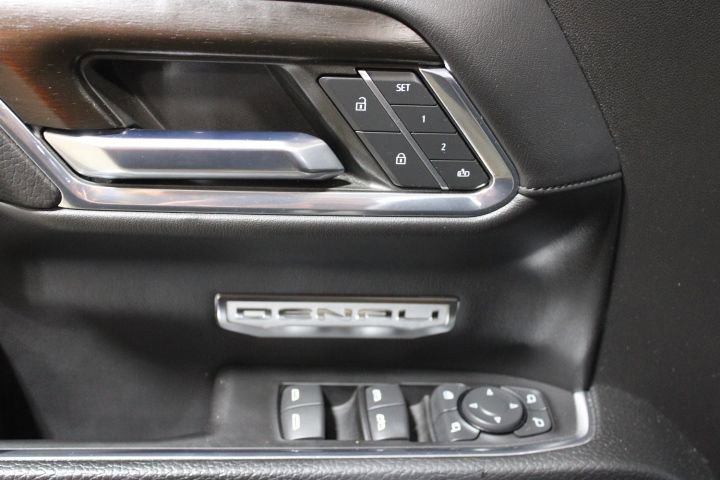 Used 2024 GMC Sierra 1500 Denali image 19