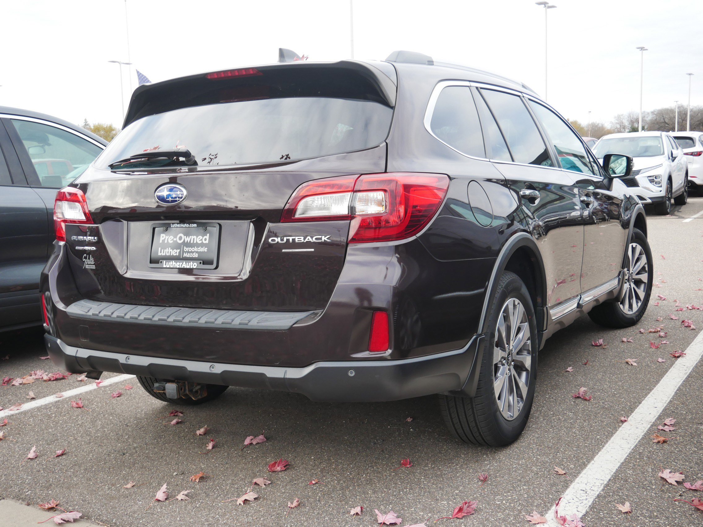 Used 2017 Subaru Outback 2.5i Touring w/ Popular Package #5A image 4