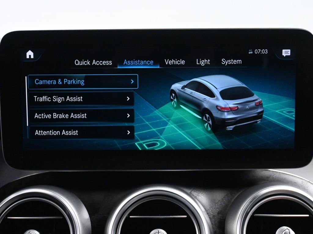 Used 2022 Mercedes-Benz GLC 300 4MATIC Coupe image 31