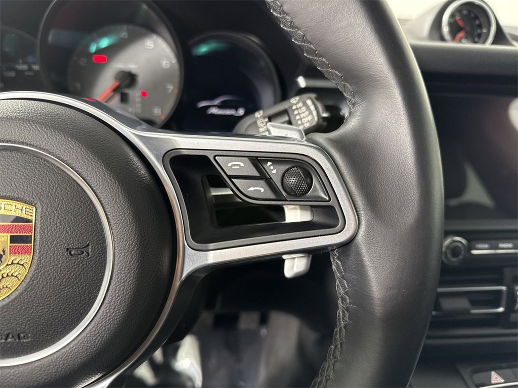 Certified 2021 Porsche Macan S image 39