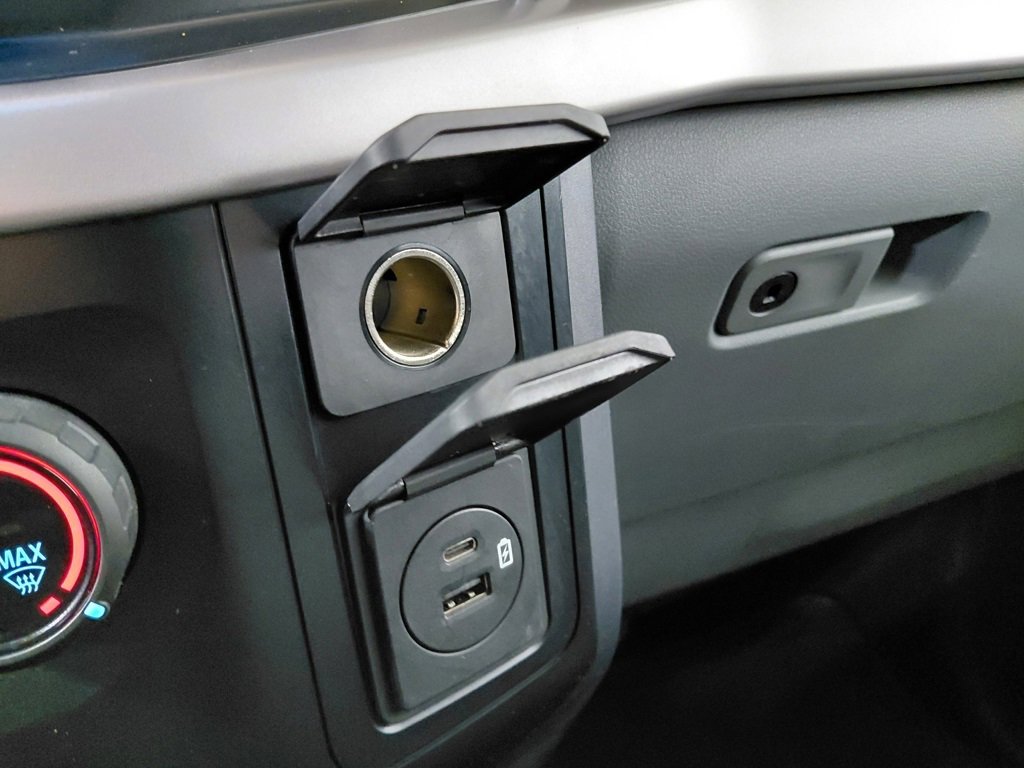 Used 2023 Ford F150 XLT w/ XTR Package image 27