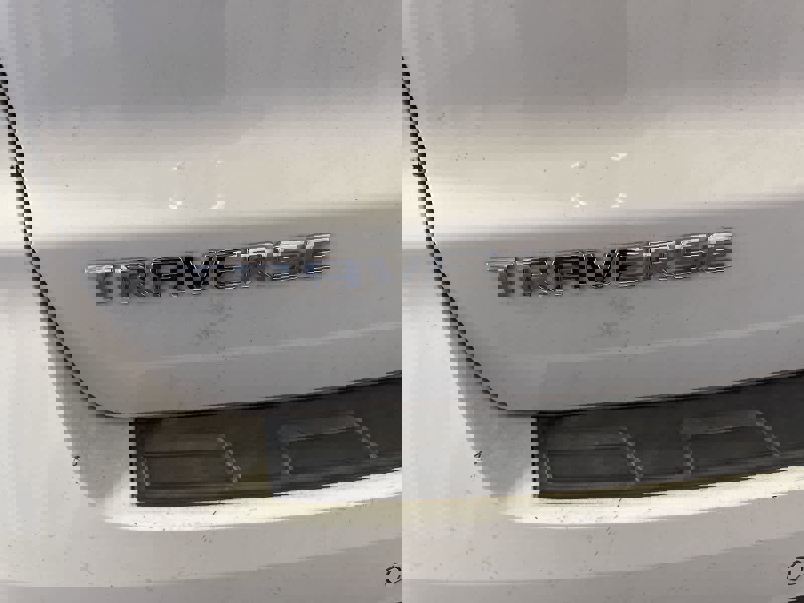 Used 2017 Chevrolet Traverse LT image 11